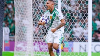 كلاسيكو الأهلي والهلال: أغلى مواجهة في تاريخ الدوري السعودي