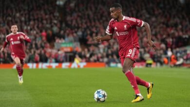 إيزاك يُبهر أنفيلد في ظهوره الأول مع ليفربول