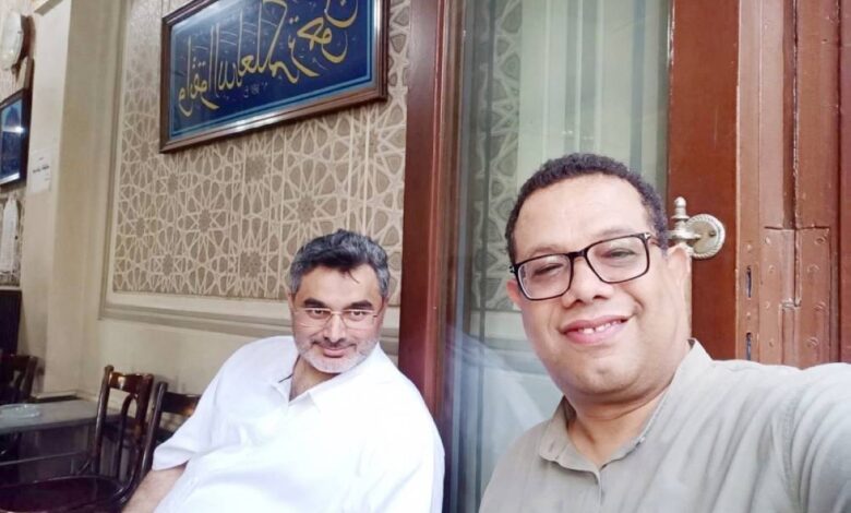 سيد محمود: رحلة الصحفي الشاعر من حلوان إلى قلب المشهد الثقافي