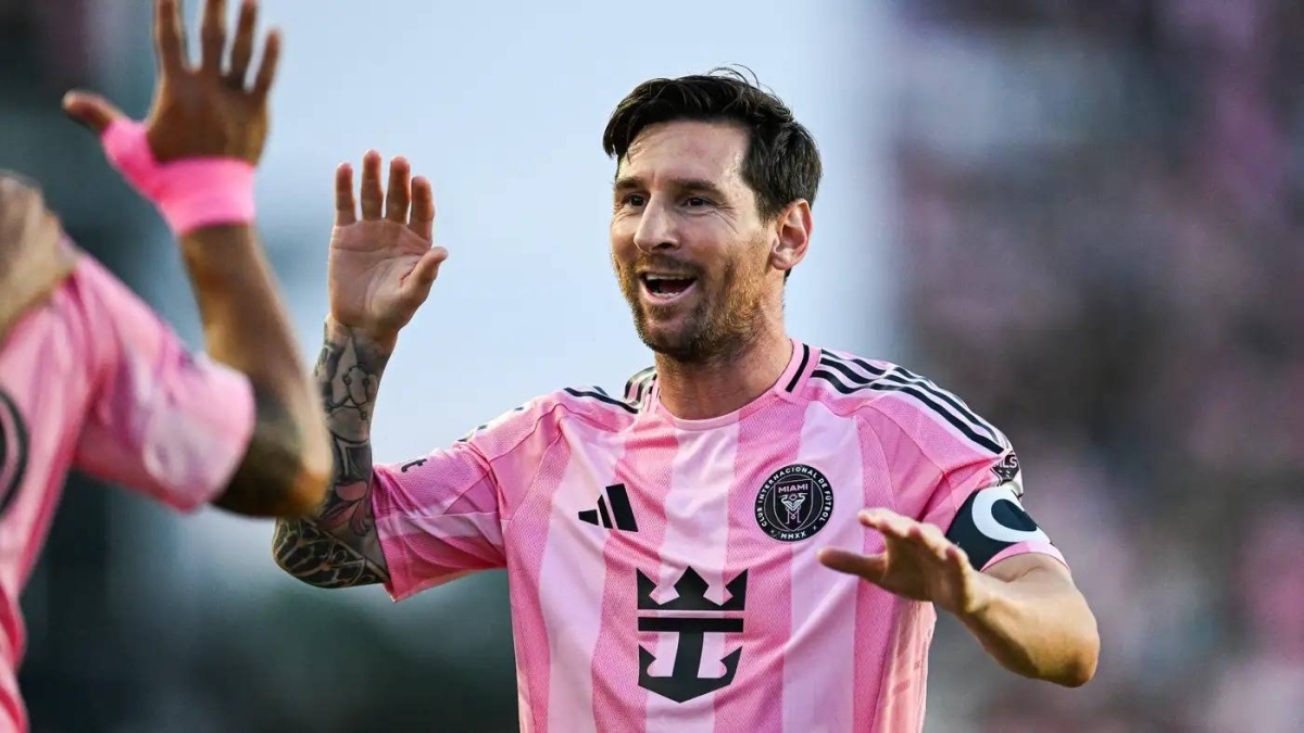 ميسي يقترب من تجديد عقده مع إنتر ميامي الأمريكي