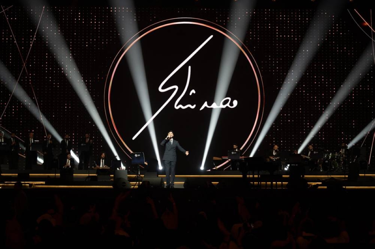 نجوم عرب يشعلون مسرح جدة في حفل غنائي استثنائي