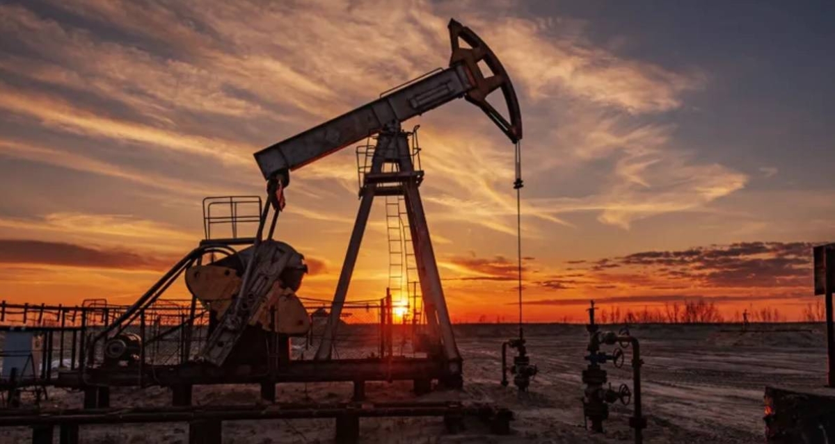 ارتفاع منصات التنقيب عن النفط الأمريكية يُبشّر بانتعاش الإنتاج ارتفاع منصات التنقيب عن النفط الأمريكية يُبشّر بانتعاش الإنتاج