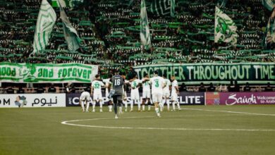 الهلال يقلب الطاولة على ناساف: عودة تاريخية من الخسارة بثلاثية