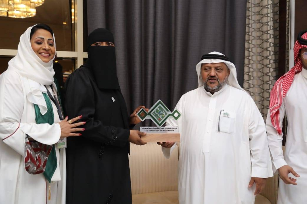 معرض عام الحرف بمكة: إبداعات فنية تُبرز جماليات الحرف العربي معرض عام الحرف بمكة: إبداعات فنية تُبرز جماليات الحرف العربي
