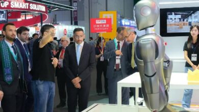 السعودية تقتحم عالم الصناعات المتقدمة من بوابة شنغهاي.. الخريّف يقود تحركات لتوطين تكنولوجيا الروبوتات والطيران