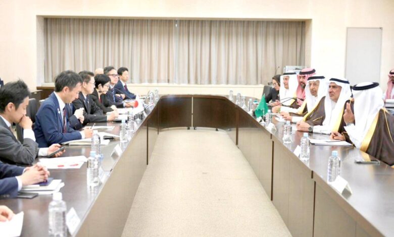 السعودية شرقاً: شراكات استثمارية عملاقة مع اليابان والصين لتعزيز رؤية 2030