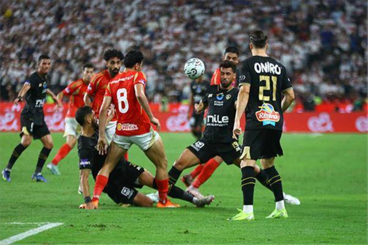 قمة الأهلي والزمالك تشعل الدوري المصري: صراع على الصدارة ومعركة تكتيكية خاصة