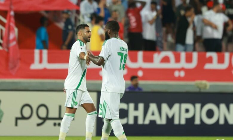 الأهلي السعودي يتعادل مع الدحيل القطري في قمة آسيوية ملتهبة بدوري النخبة