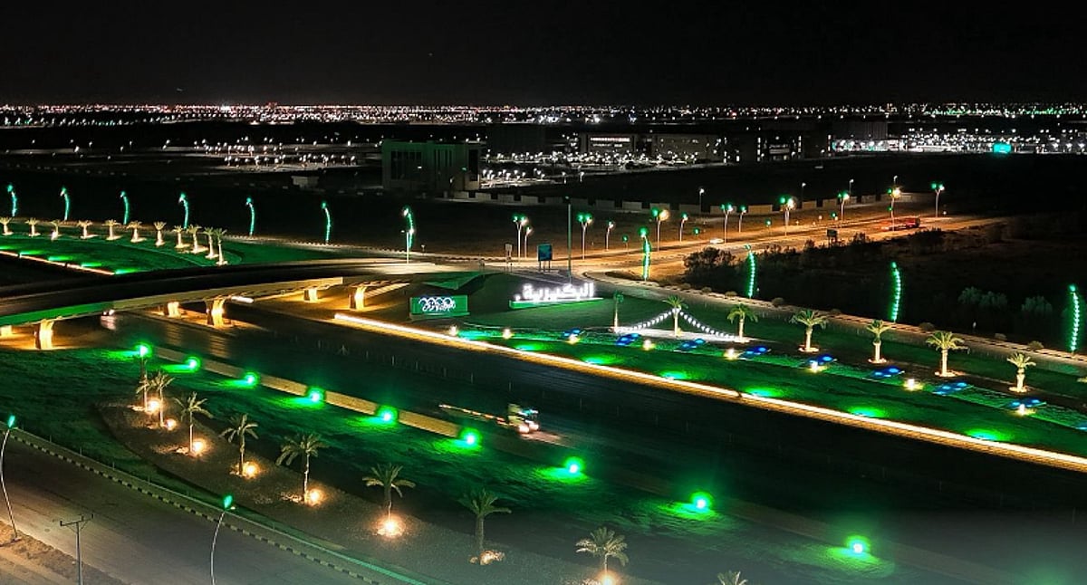 القصيم تستعد للاحتفال باليوم الوطني الـ95: زينة وفعاليات تحت شعار “عزنا بطبعنا”