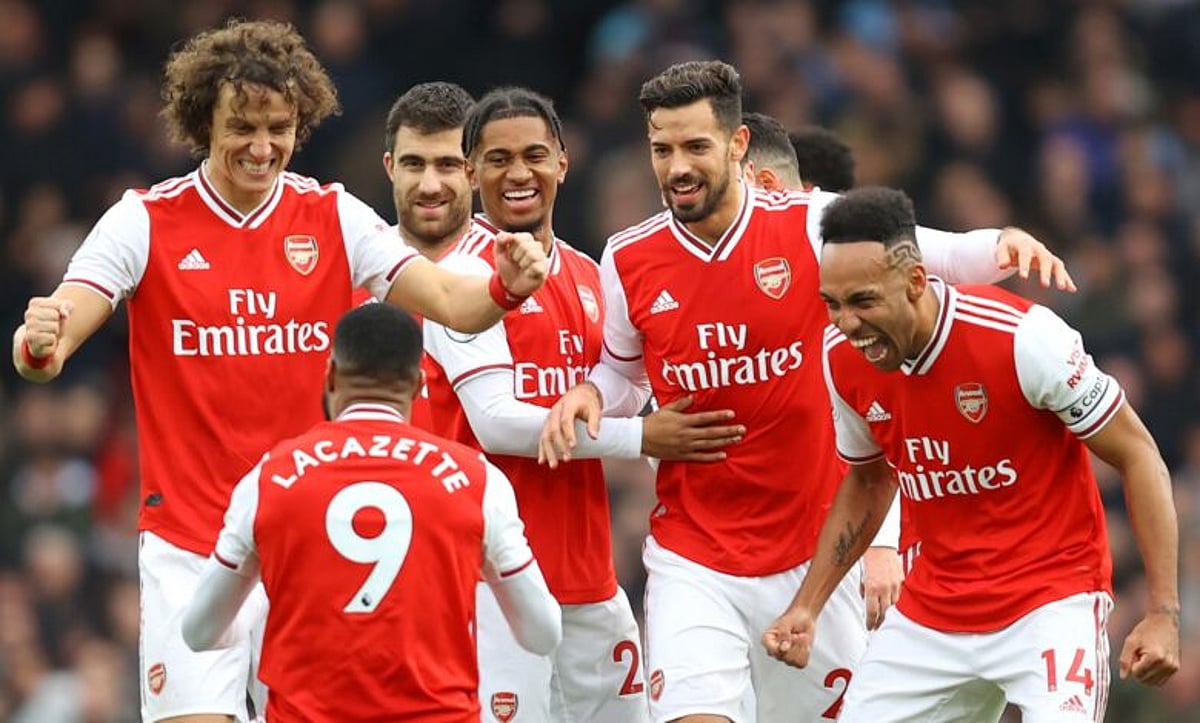 ريمونتادا مثيرة: أرسنال يخطف فوزًا قاتلًا من نيوكاسل في صراع البريميرليج