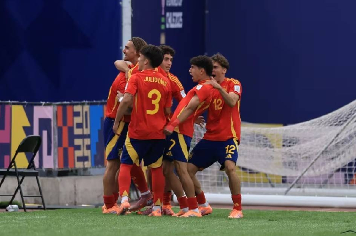 زلزال في مونديال الشباب: إسبانيا تقصي البرازيل والمكسيك ترافق المغرب للدور الثاني