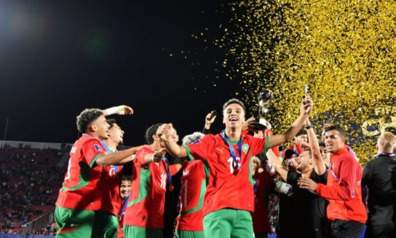 أسود الأطلس يكتبون التاريخ.. المغرب ينهي أسطورة الأرجنتين ويتوج بكأس العالم للشباب