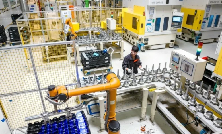 أذرع الروبوت: محرك الكفاءة الجديد يعيد تشكيل الصناعة العالمية