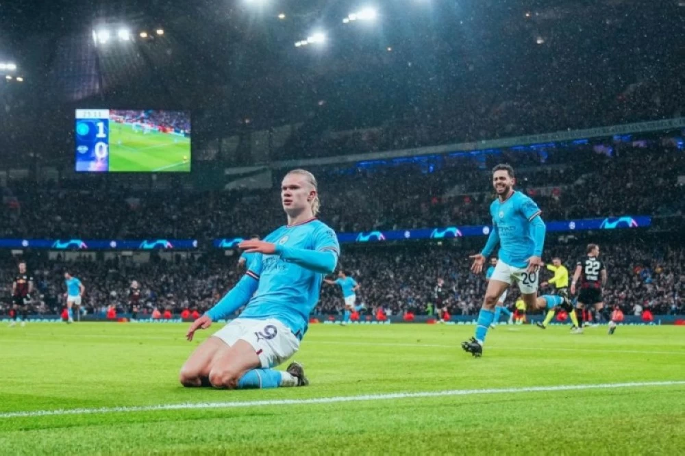 البريميرليج يحظر احتفال انزلاق الركبة لسلامة اللاعبين البريميرليج يحظر احتفال انزلاق الركبة لسلامة اللاعبين